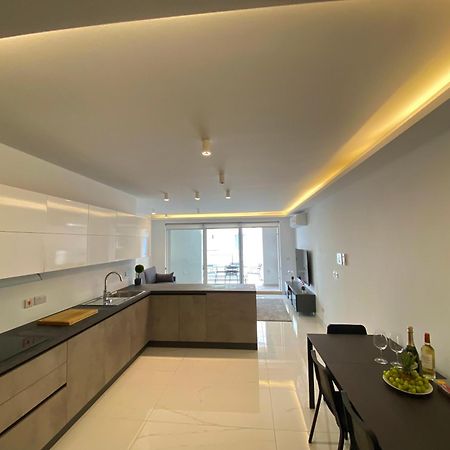 Tigne Sliema Three Bedrooms Apartment المظهر الخارجي الصورة
