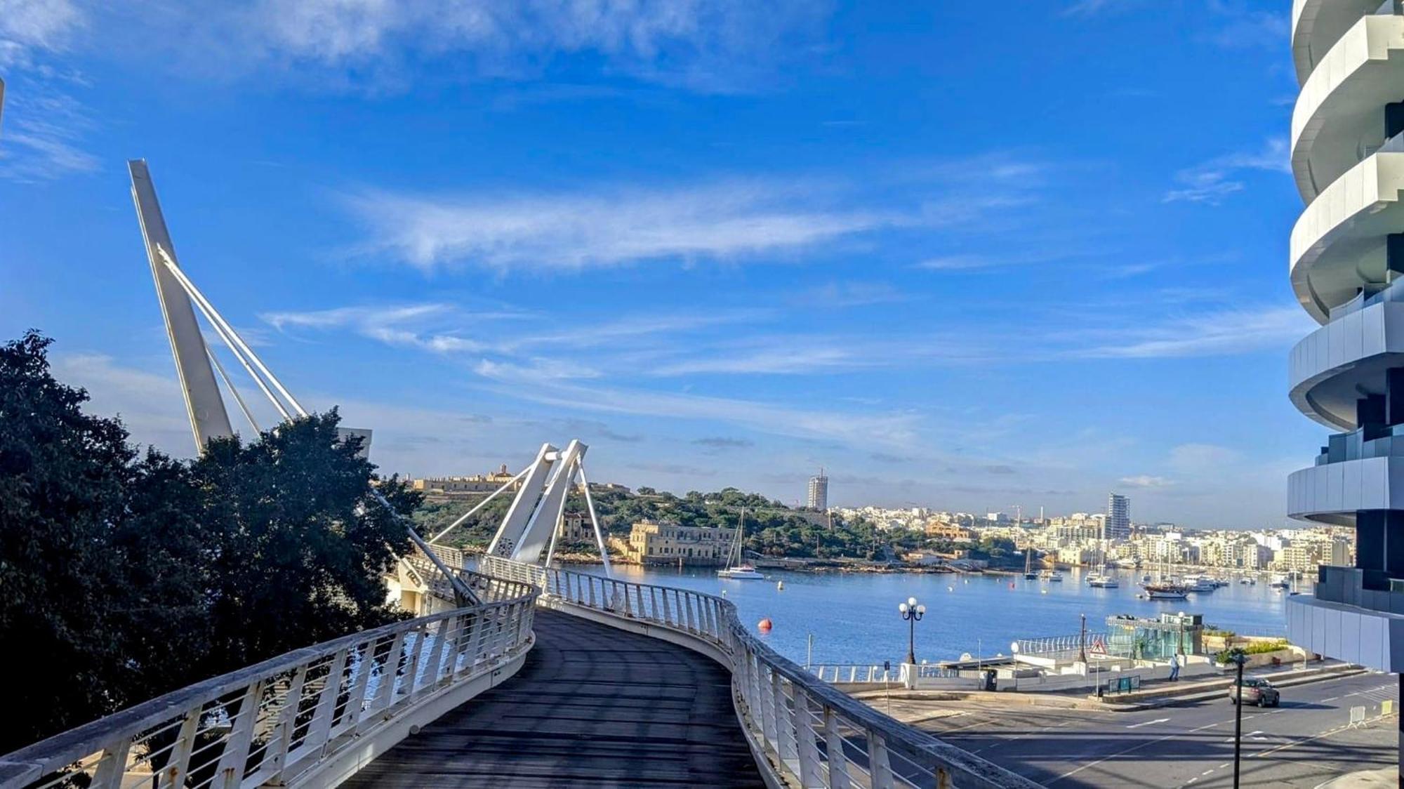 Tigne Sliema Three Bedrooms Apartment المظهر الخارجي الصورة