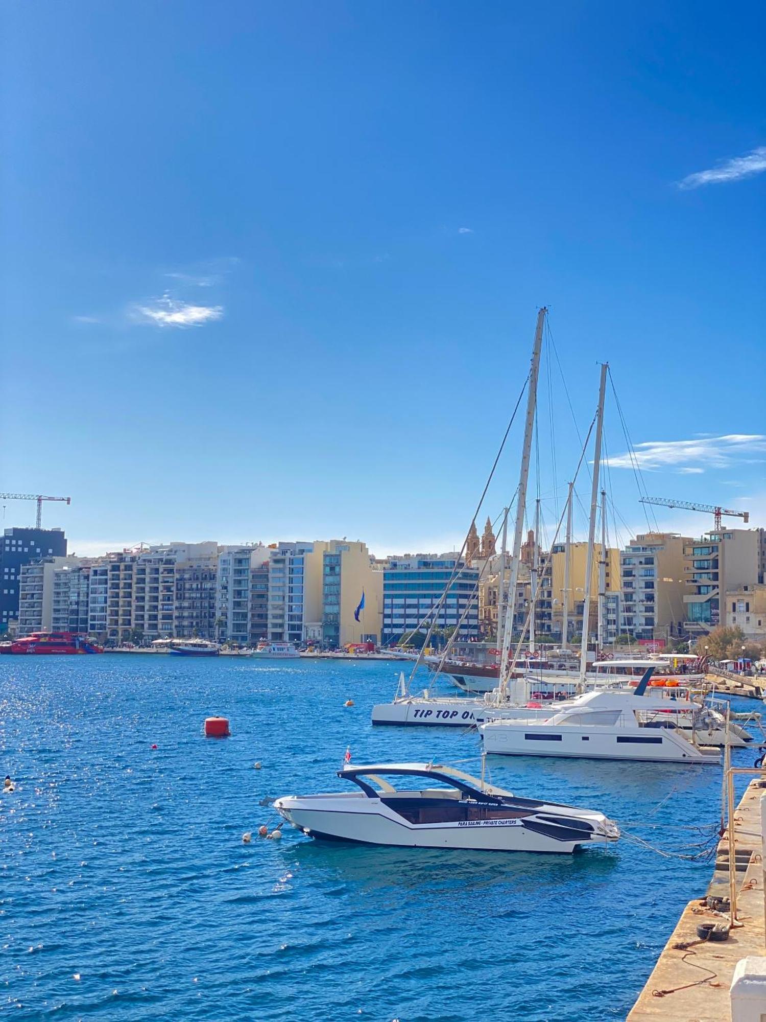 Tigne Sliema Three Bedrooms Apartment المظهر الخارجي الصورة