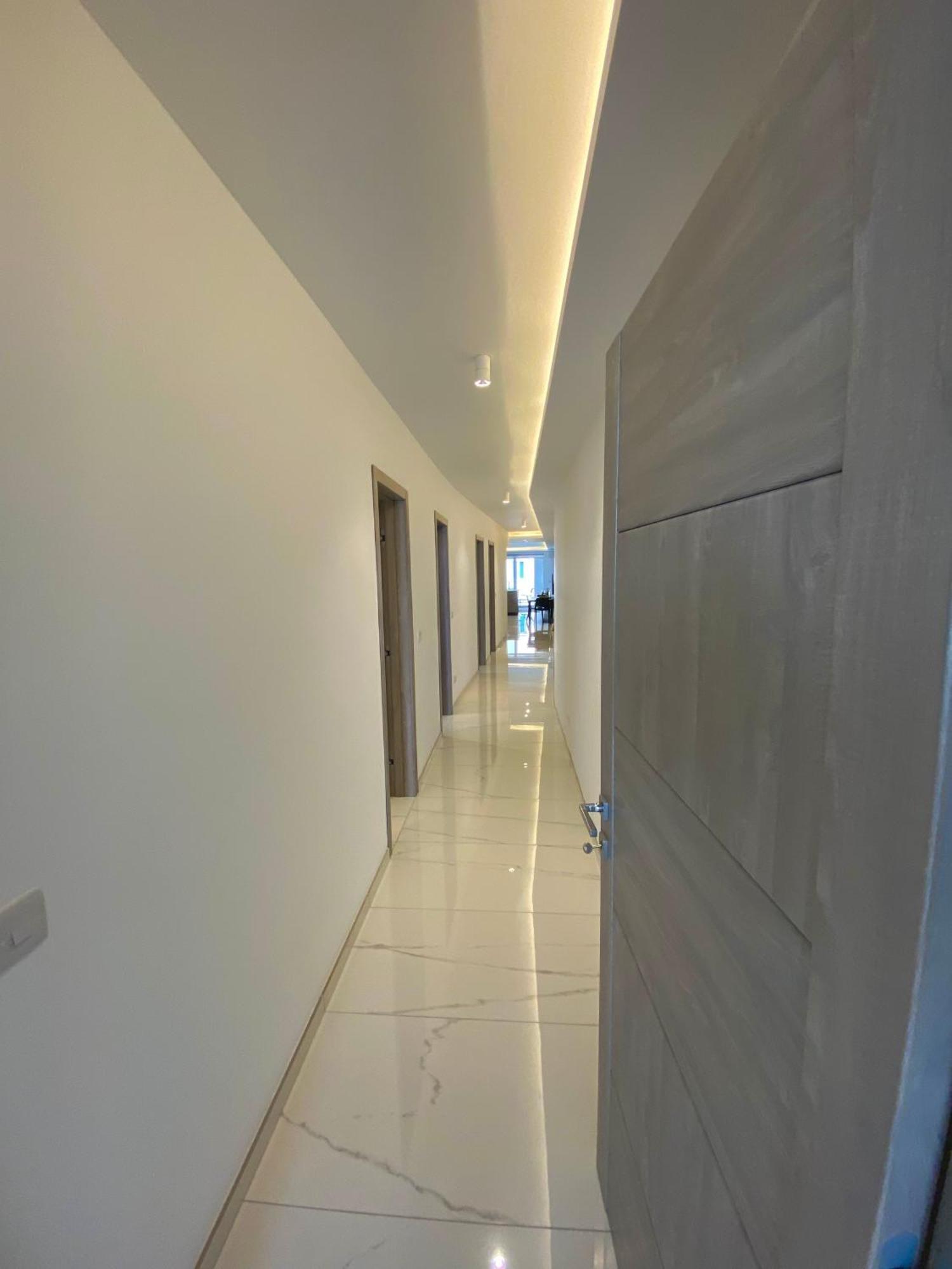 Tigne Sliema Three Bedrooms Apartment المظهر الخارجي الصورة