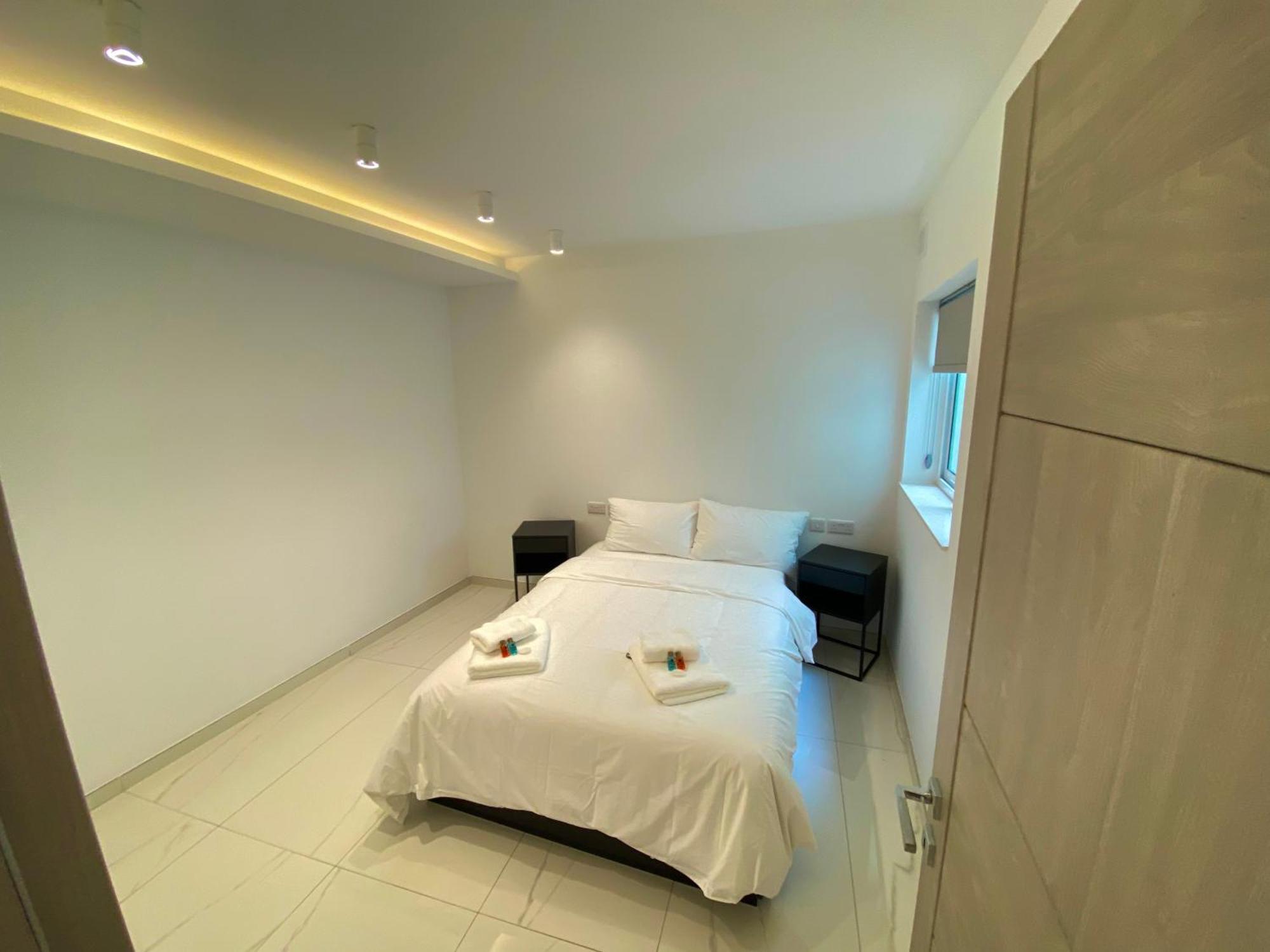Tigne Sliema Three Bedrooms Apartment المظهر الخارجي الصورة