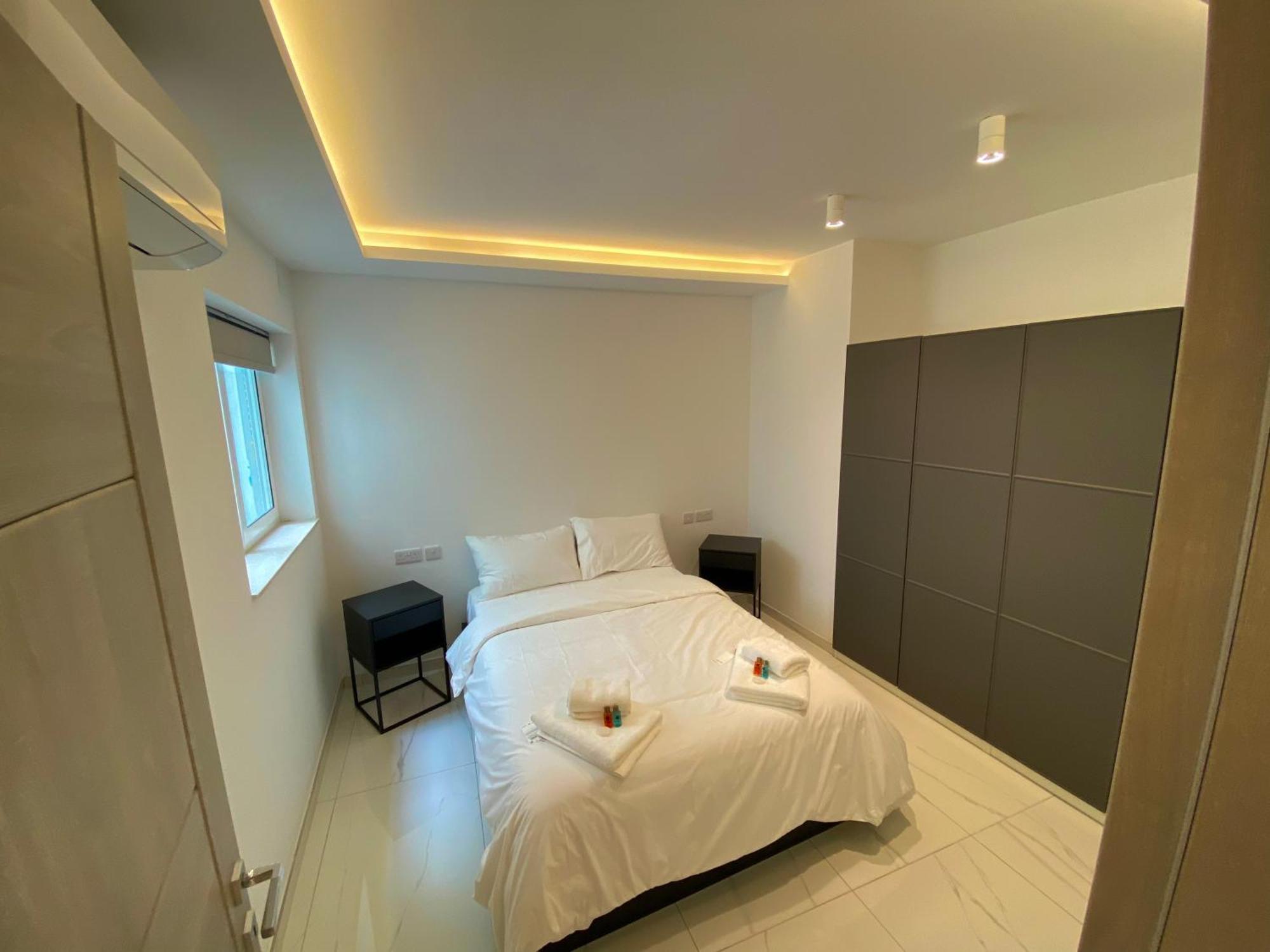 Tigne Sliema Three Bedrooms Apartment المظهر الخارجي الصورة