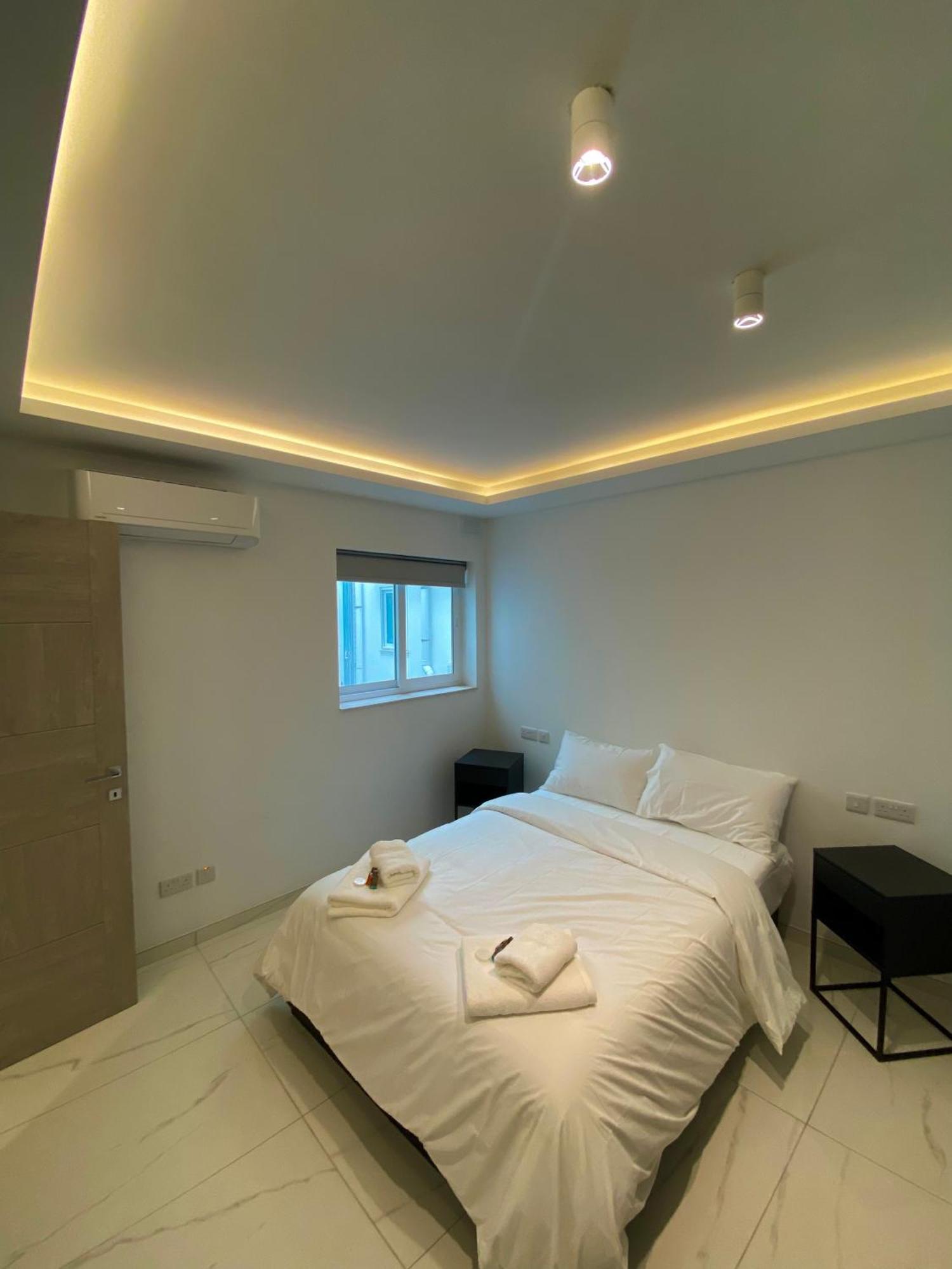 Tigne Sliema Three Bedrooms Apartment المظهر الخارجي الصورة