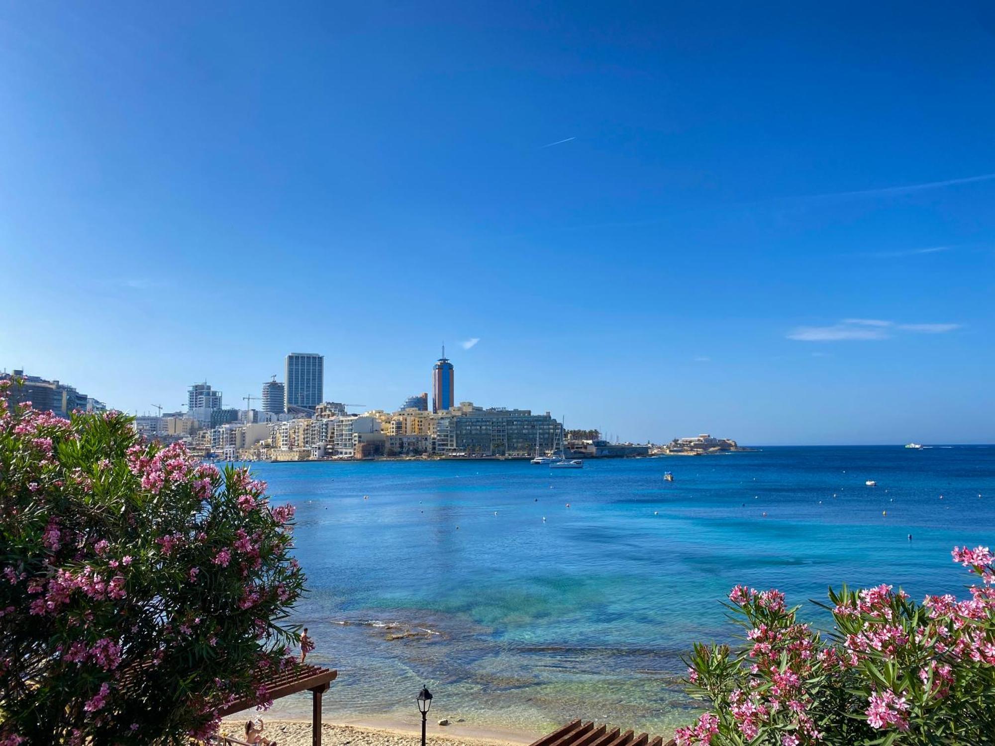 Tigne Sliema Three Bedrooms Apartment المظهر الخارجي الصورة