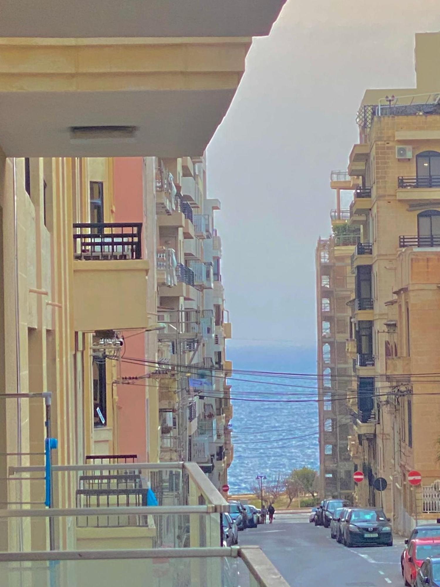 Tigne Sliema Three Bedrooms Apartment المظهر الخارجي الصورة